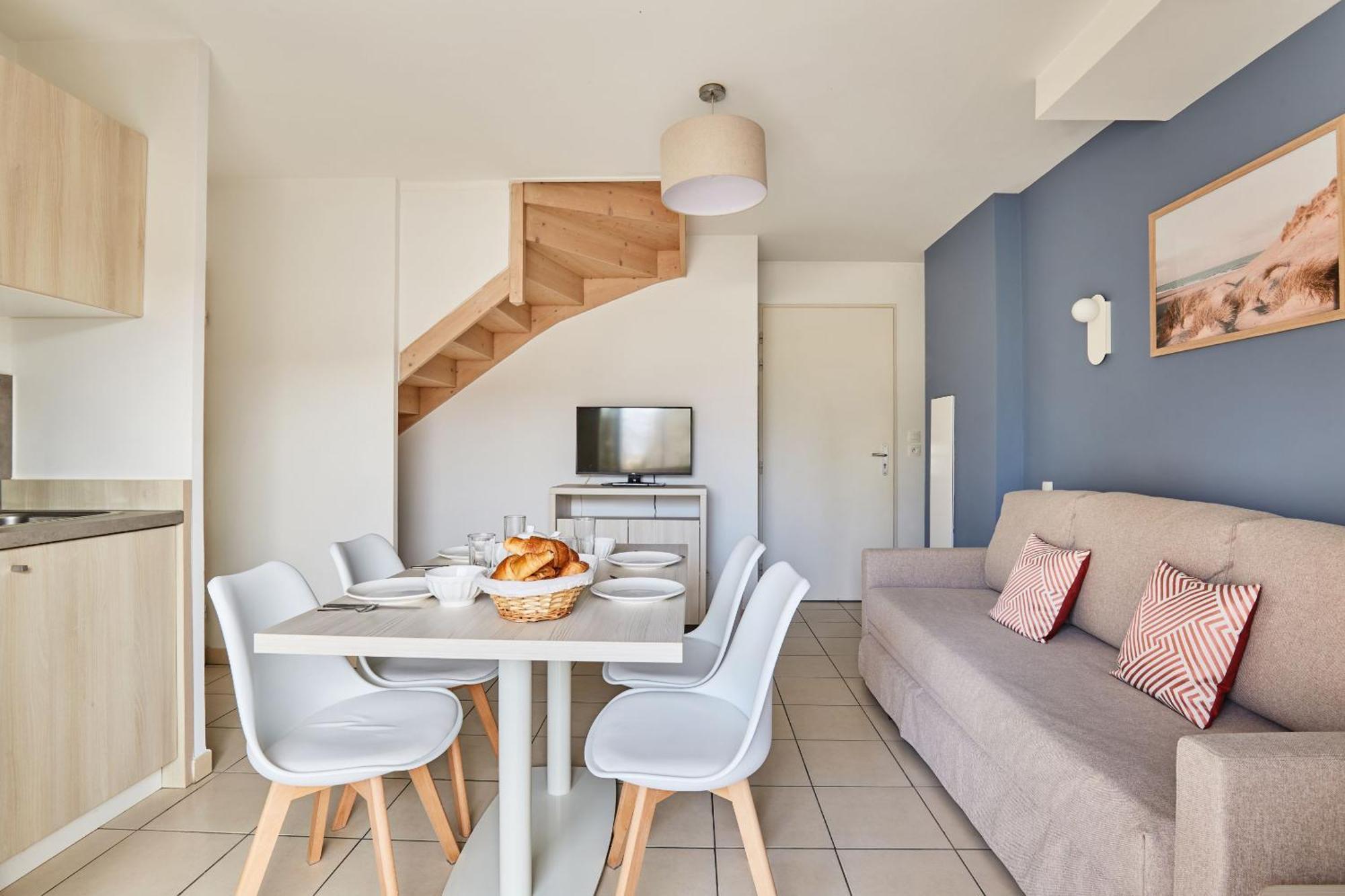 Residence Odalys Le Mas Des Flamants Aigues-Mortes Exterior photo