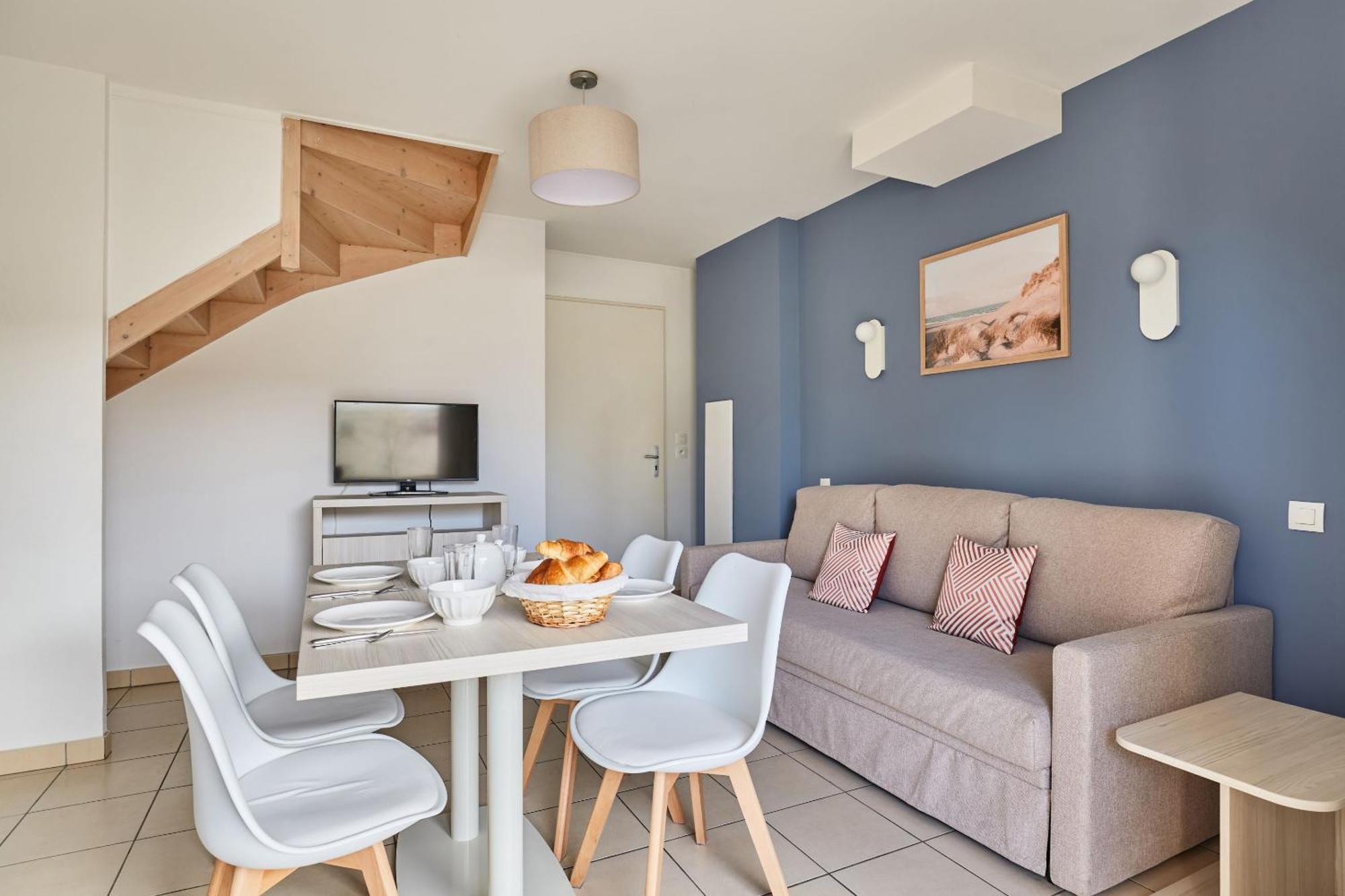 Residence Odalys Le Mas Des Flamants Aigues-Mortes Exterior photo