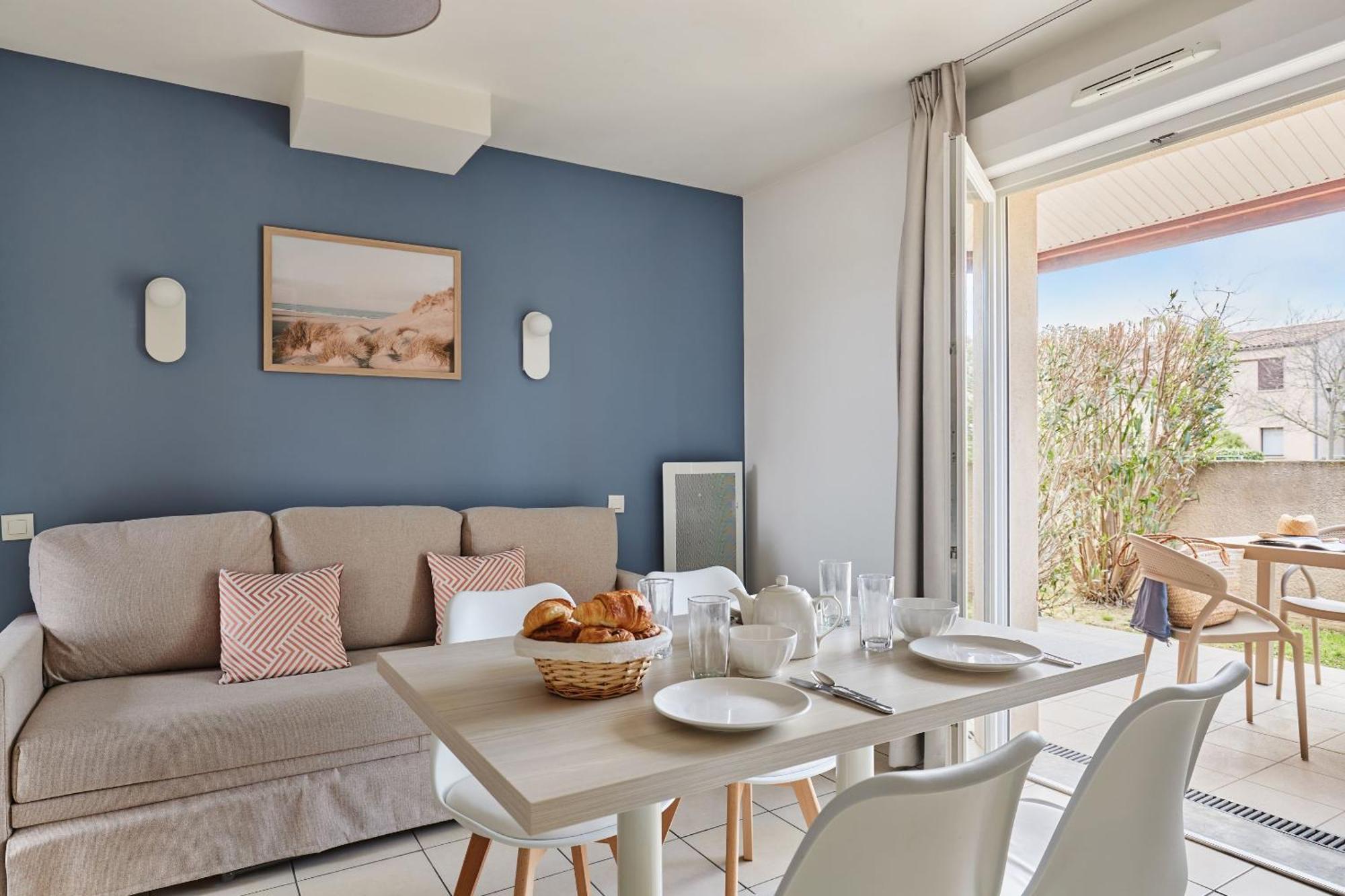 Residence Odalys Le Mas Des Flamants Aigues-Mortes Exterior photo